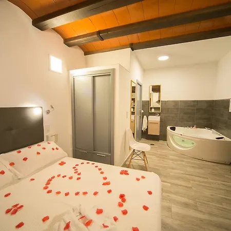 Estudios Rurales La Casa De Luis * Santa Cruz de la Sierra